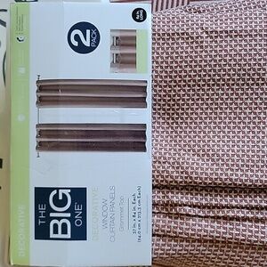 4 Sets Grommet Top Curtain Panels.